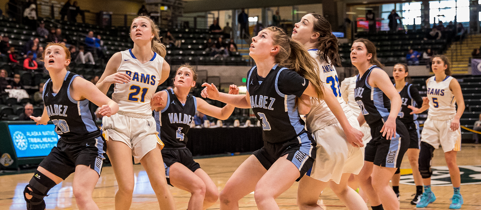 3a-girls-basketball-1600x700_c